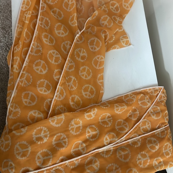 Out from under sheer pant set - Picture 4 of 5